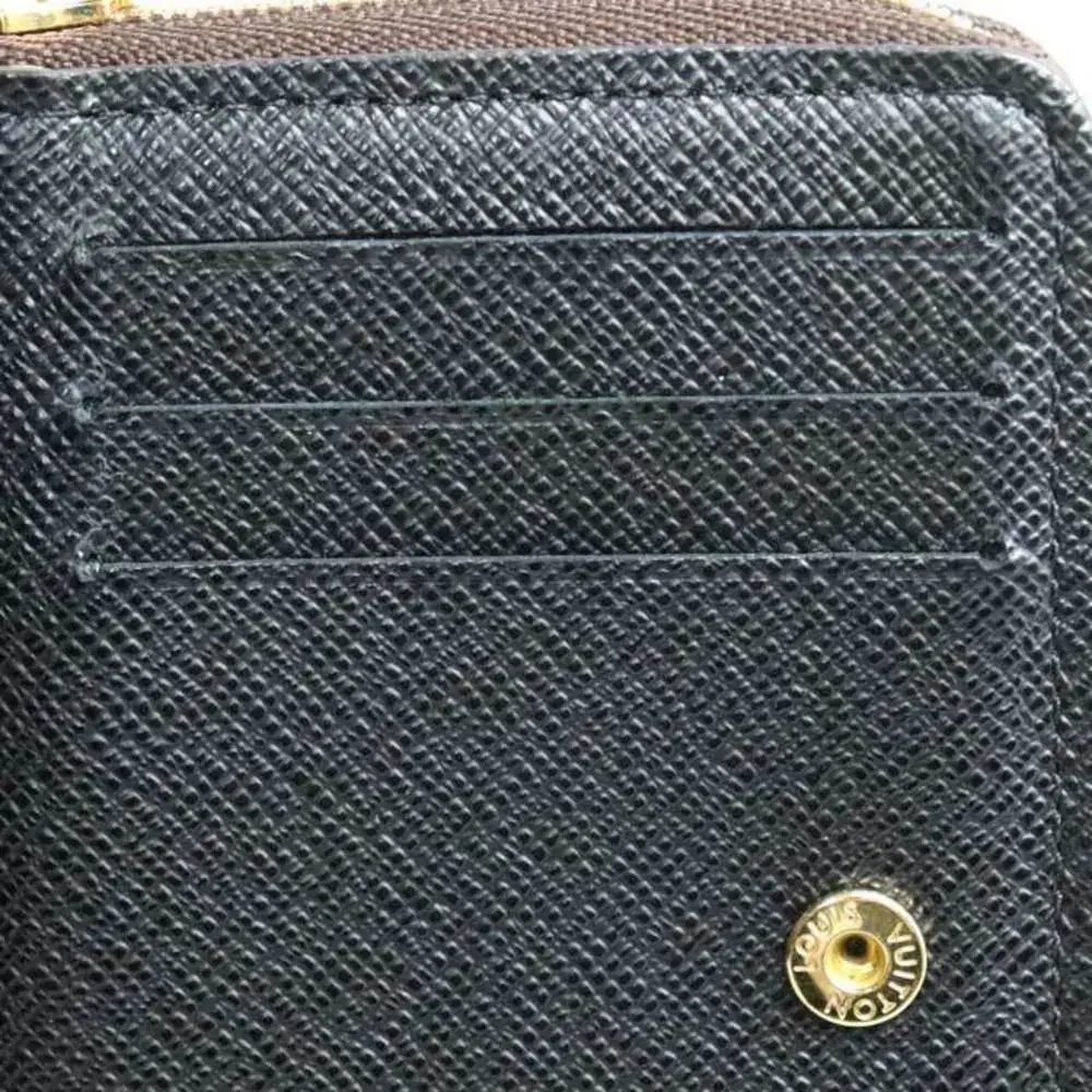 LOUIS VUITTON Black Monogram Wallet - Picture 7 of 10
